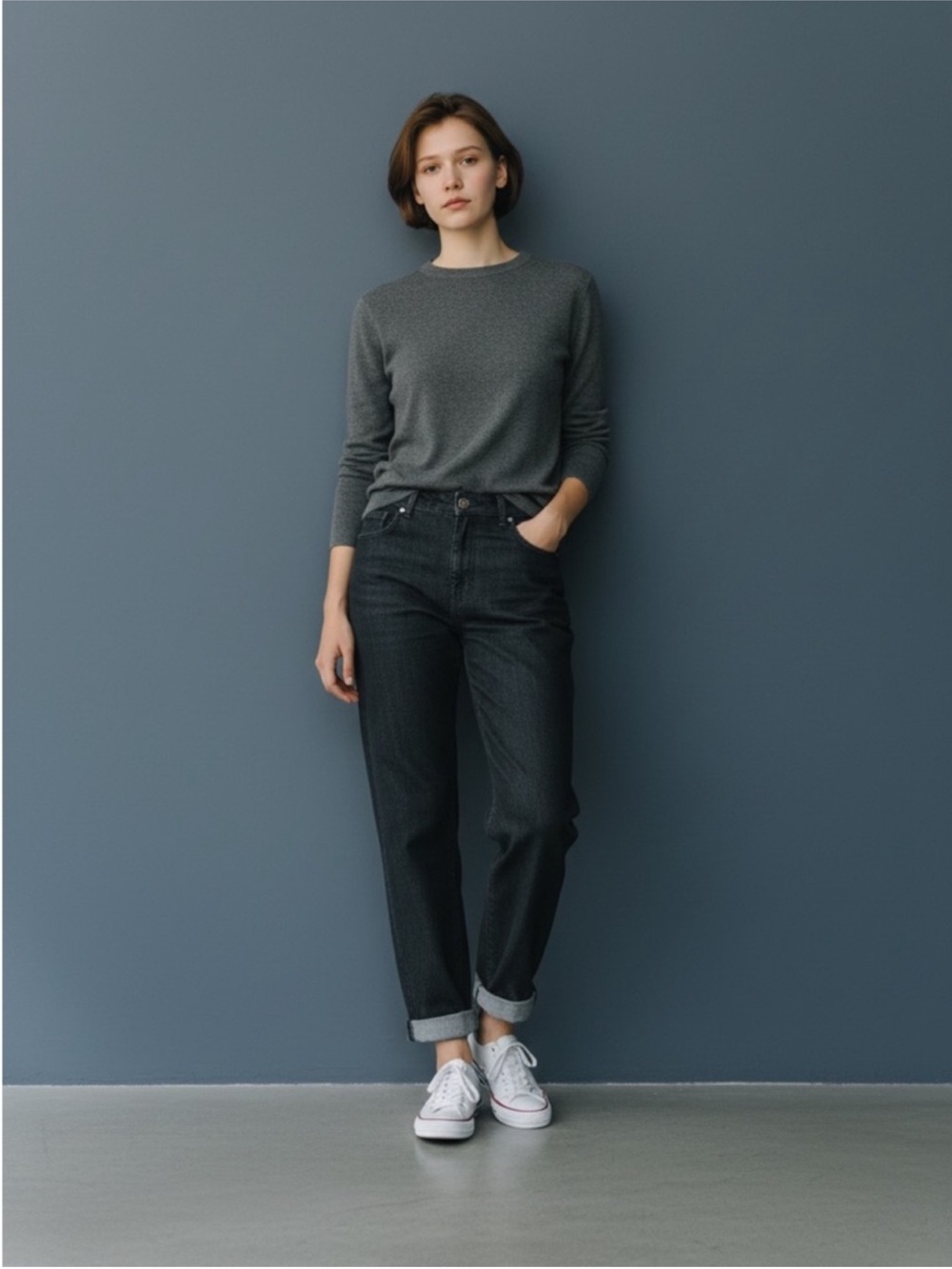 Classic Womens Mid Rise Straight Jeans in Dark Blue